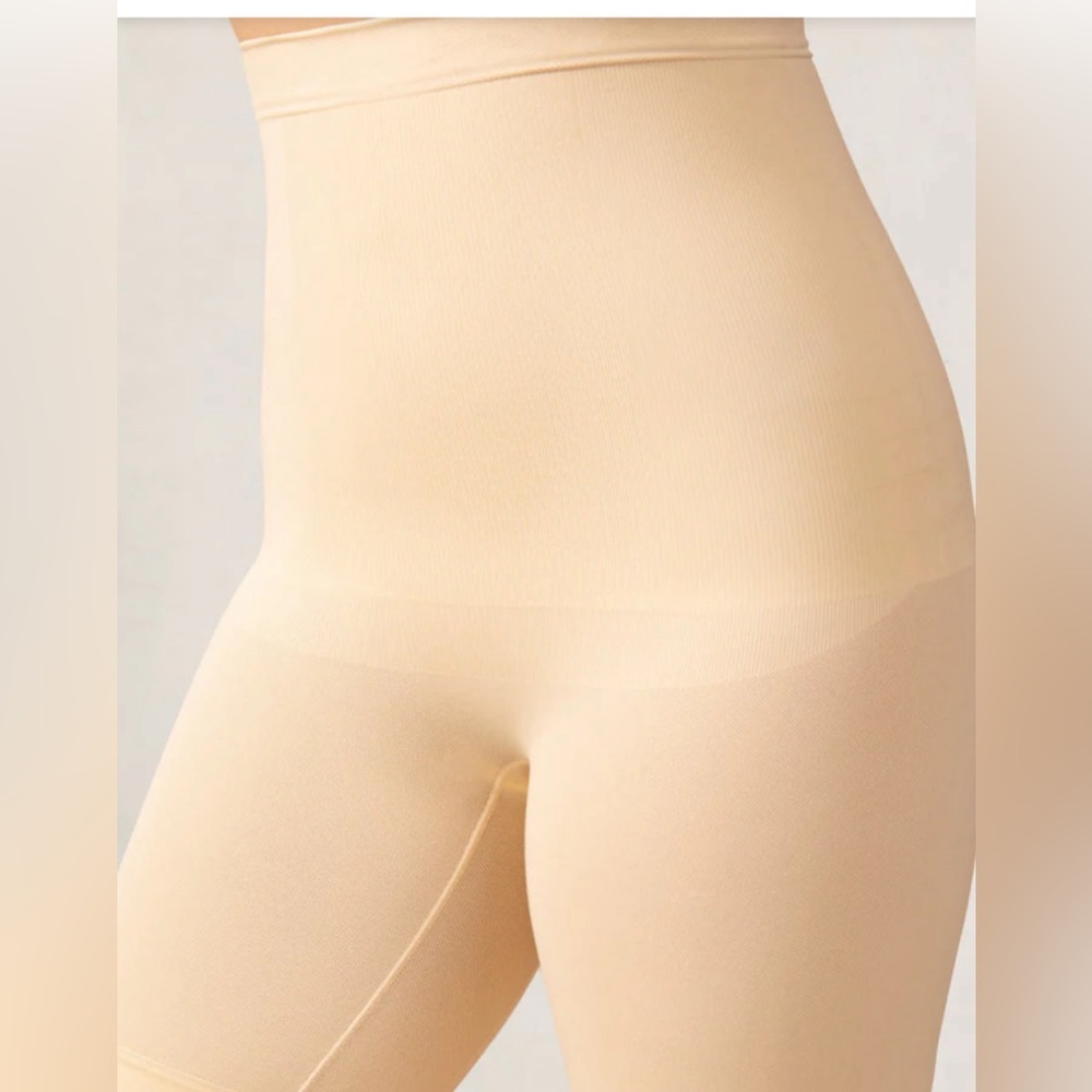 Shapermint Essentials All Day Every Day High-Waisted Shaper Shorts - like New